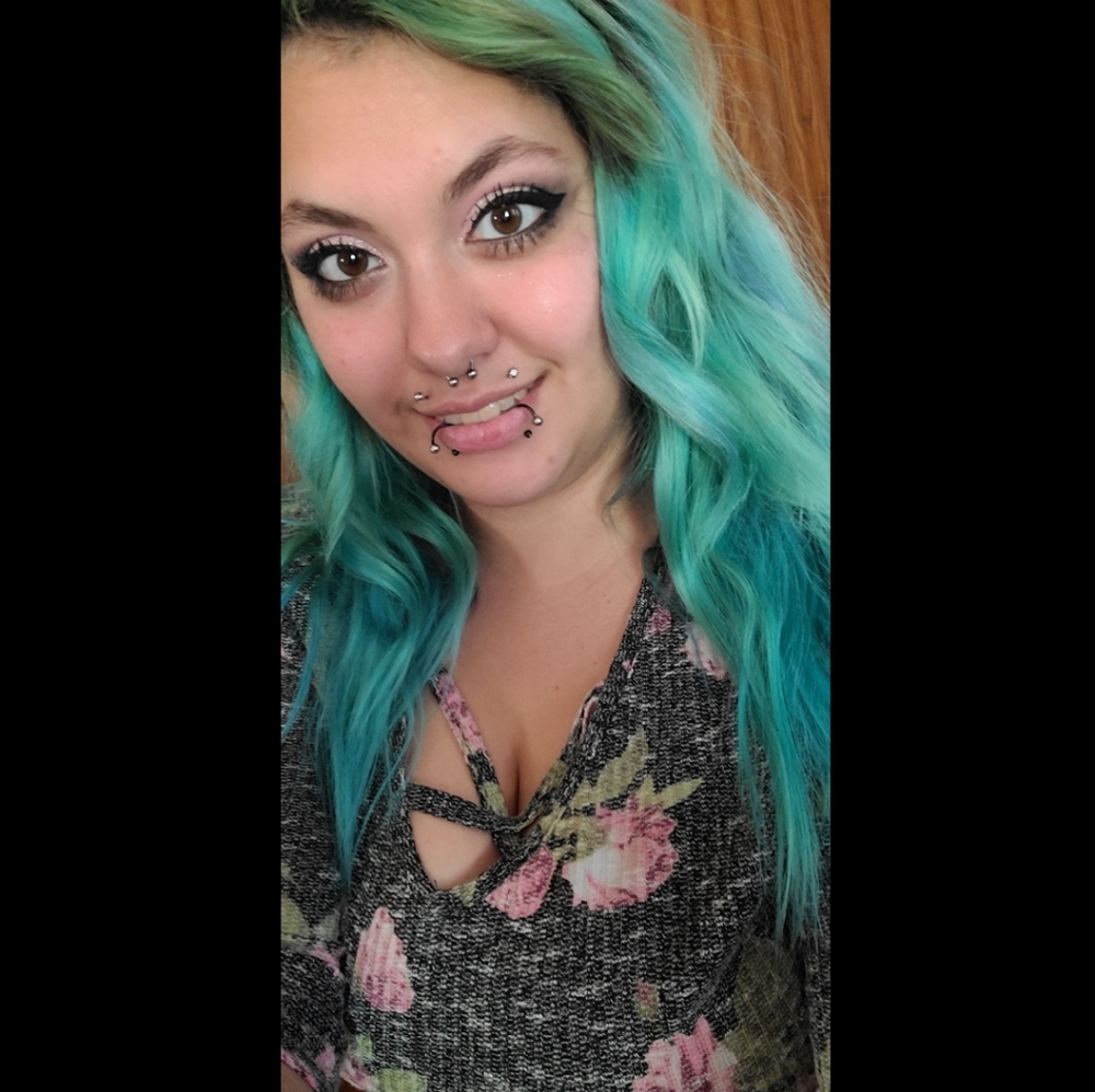 Meet your Posher, Kaitlyn